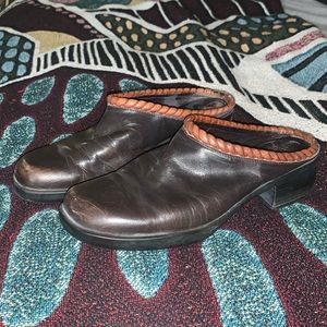Brown Vintage Cole Haan Mules Slide Heel size 8